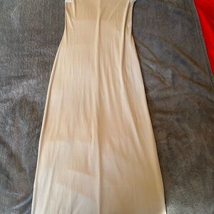 H&M Tan Maxi Dress Small